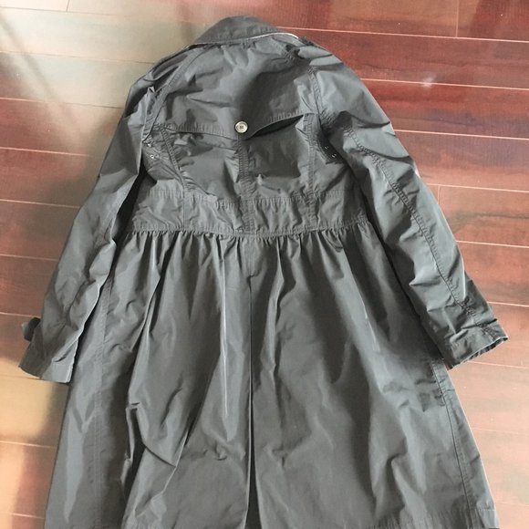 COPY - Burberry Brit trench coat size US4 - Picture 4 of 4